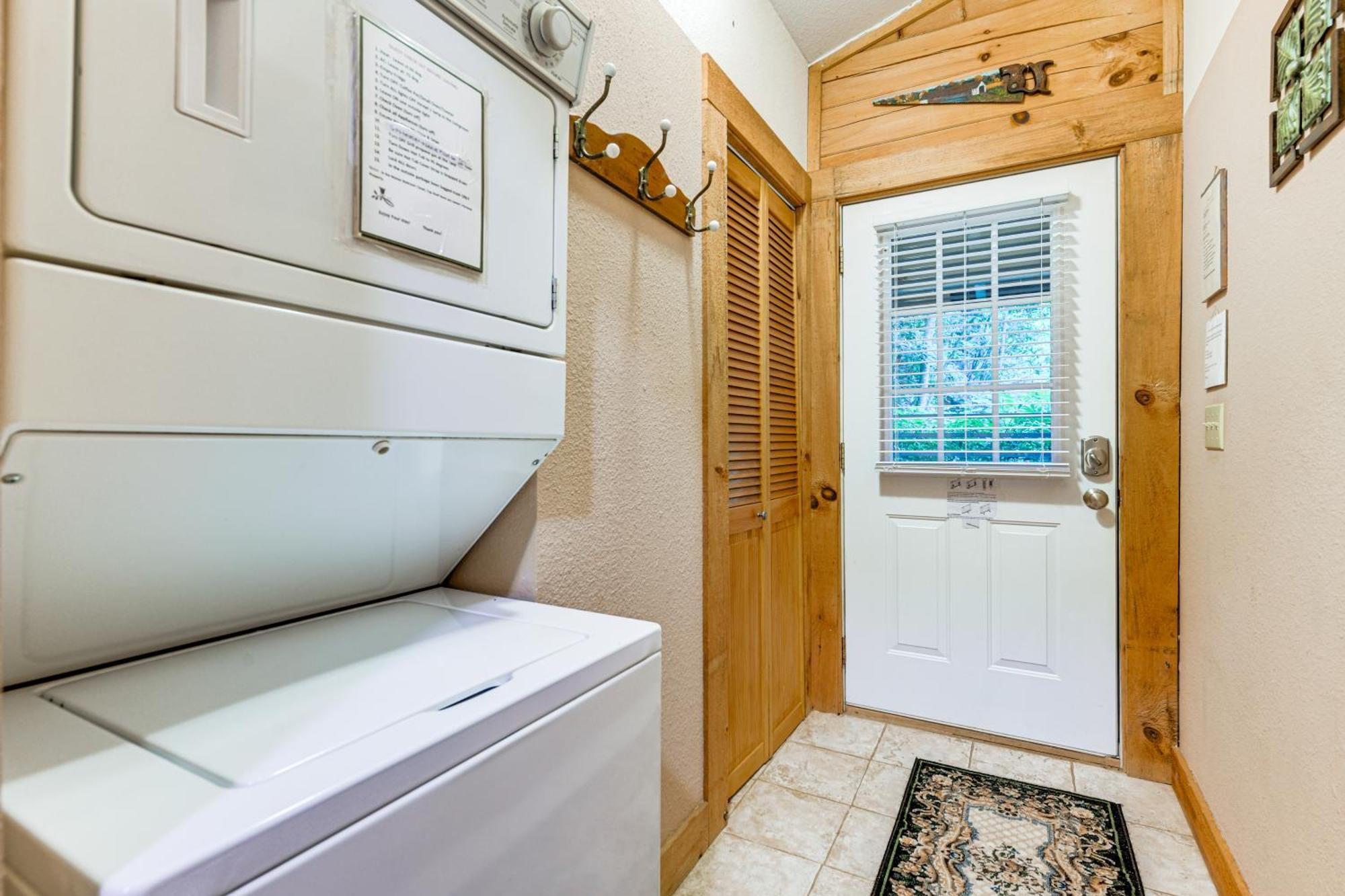 Serene Maggie Valley Retreat With Deck And Hot Tub! 외부 사진