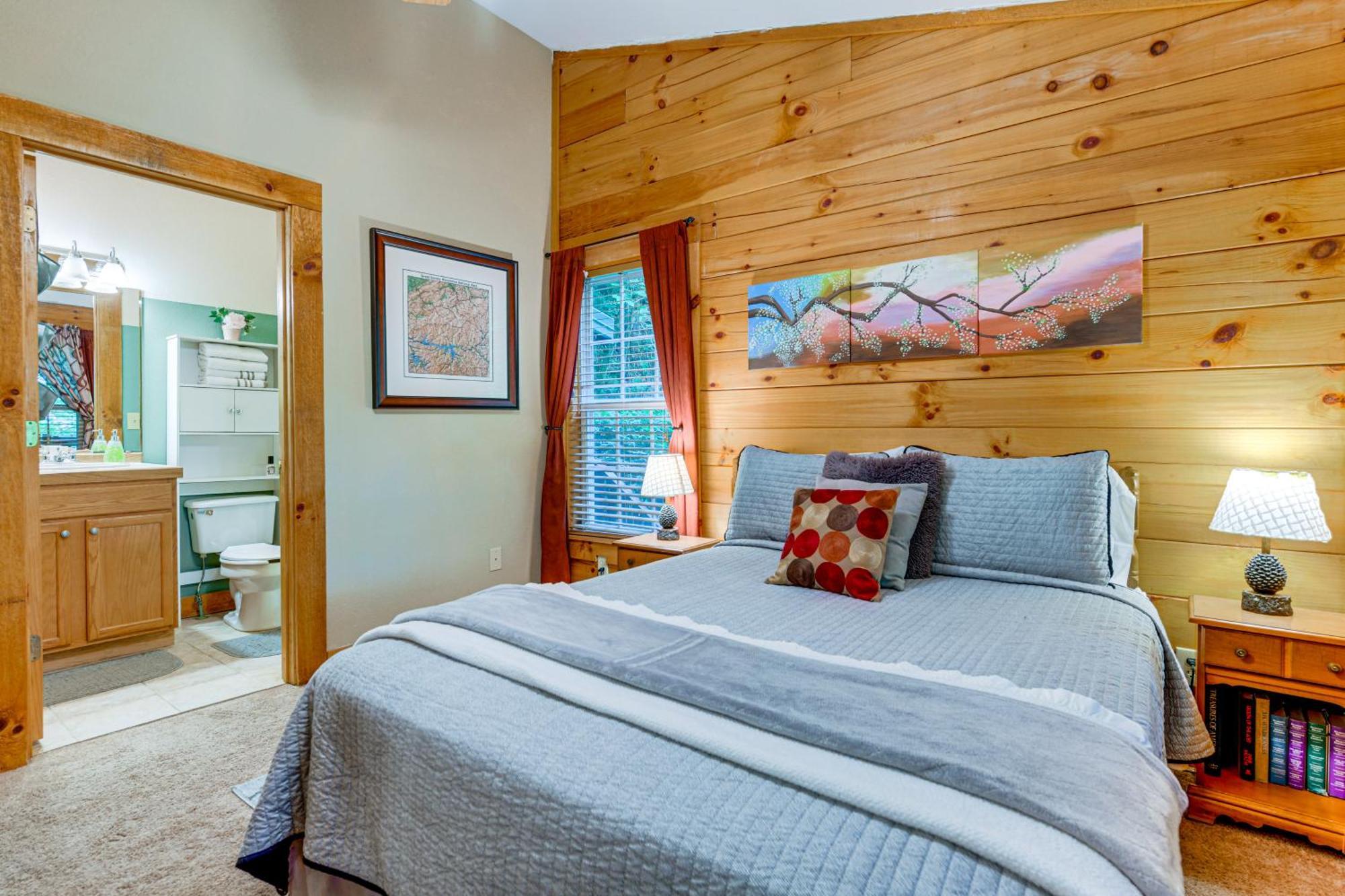 Serene Maggie Valley Retreat With Deck And Hot Tub! 외부 사진